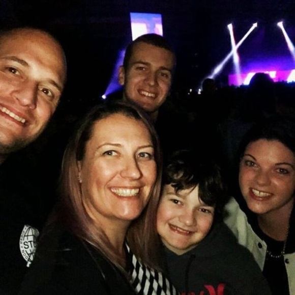 Meet your Posher, Laura - Picture 1 of 1